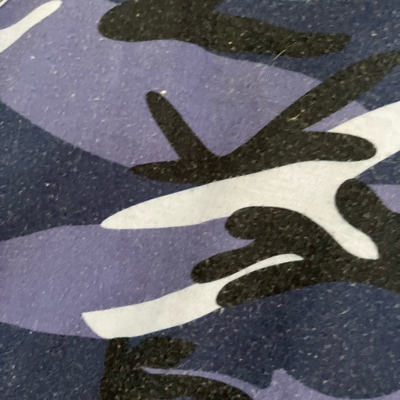 Women’s athletic tops - Picture 4 of 8